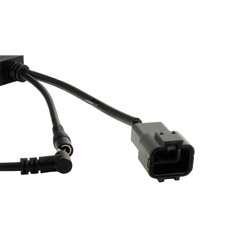 Hitachi diagnostics cable for Isuzu engines, 8 pins connected